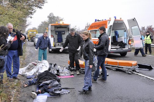 Четирима души загинаха при тежка катастрофа край Хасково