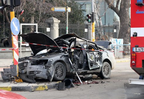 Взривиха в движение Ауди в центъра на Варна, убит е боса на рапаните