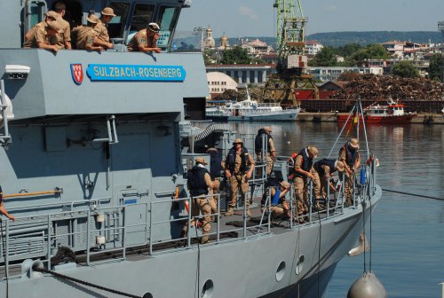 Бойни кораби на НАТО акостираха във Варна