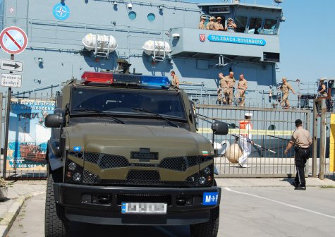 Бойни кораби на НАТО акостираха във Варна
