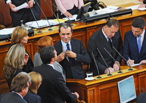 Парламентът избра Пламен Орешарски за премиер
