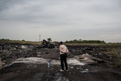 Малайзийски самолет се разби в Украйна (18+)