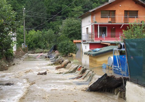 Част от село Реброво е под вода