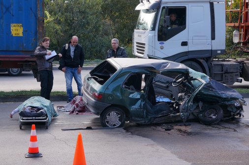 Жестока катастрофа с двама загинали във Варна (18+)