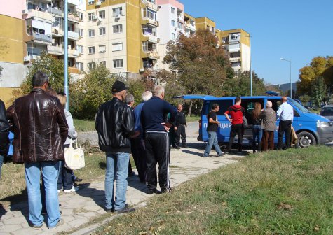 Полицаи и психолози спасиха самоубиец в Пловдив