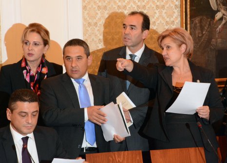Депутатите изслушват УС на БНБ по казуса КТБ