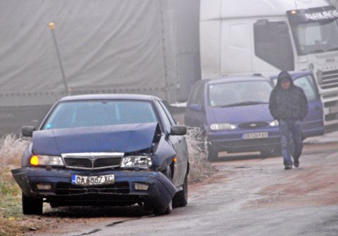 Катастрофа на ТИР и шест автомобила затвори Околовръстното на Враца