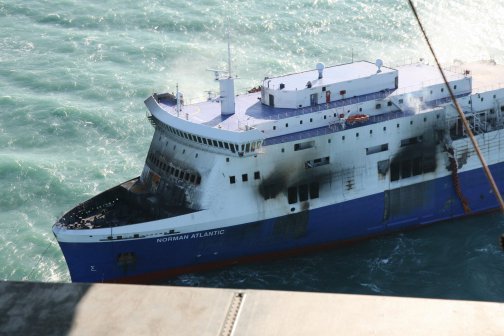 Пътници от "Норман Атлантик" слязоха на пристанище Бриндизи, сред тях са и българи