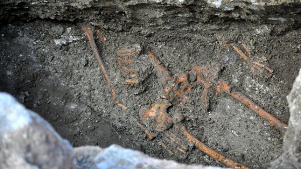Откриха скелет в центъра на Варна