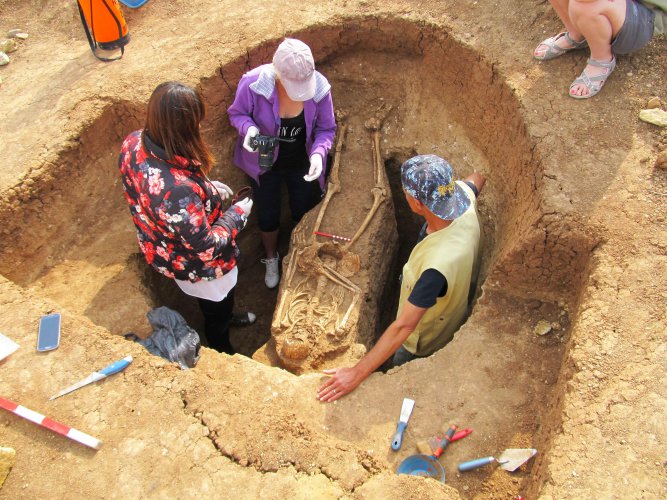 Археолози откриха гробове и пещи край Харманли