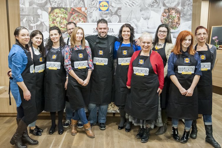 Проектът „Манчев срещу Шишков“ продължава с уникално кулинарно издание