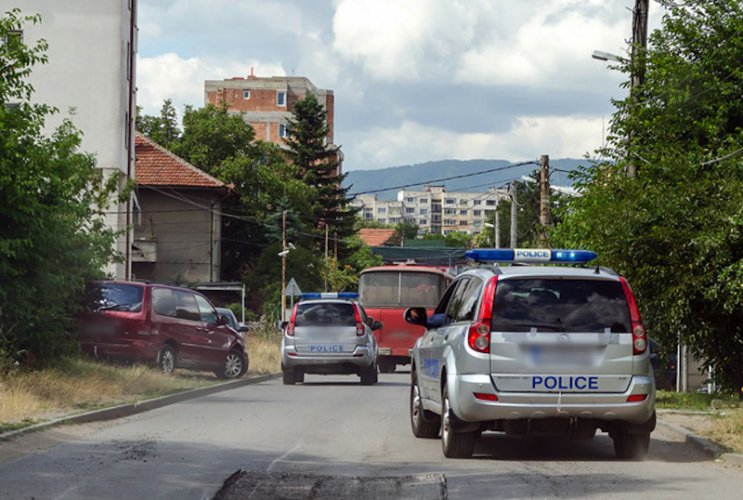Задържаха 162-ма нелегални чужденци при спецакция в София