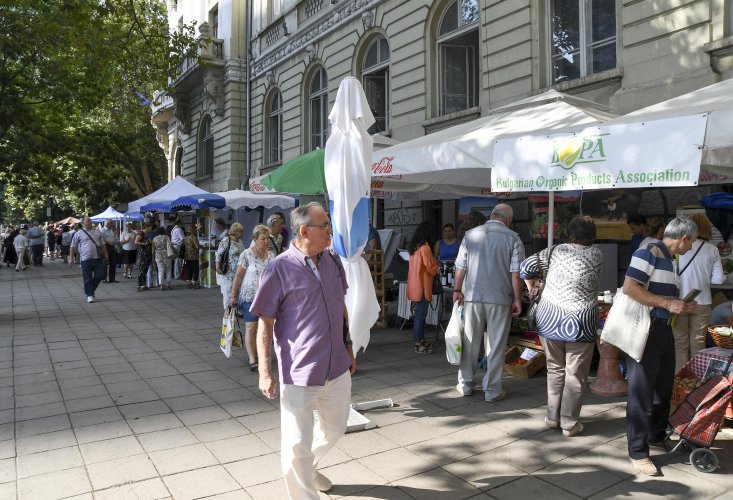 Откриване на фермерски пазар в София