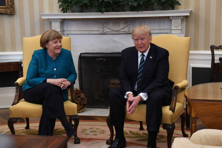 Ангела Меркел пристигна в САЩ, среща се с Доналд Тръмп
