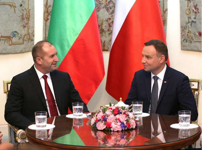 Президентът Радев пристигна на официално посещение в Полша