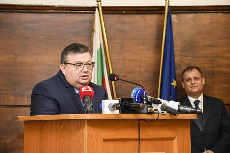 Георги Чолаков встъпи официално като председател на ВАС