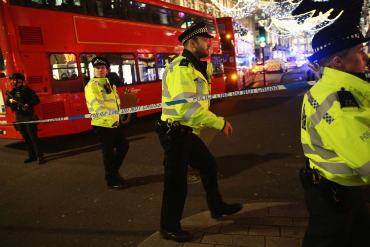 Отцепиха метростанция в Лондон, заради сигнал за стрелба