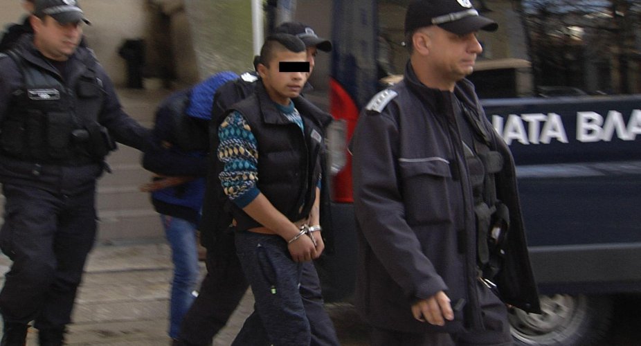 Варненският съд остави в ареста задържаните за убийство на жена от Провадия