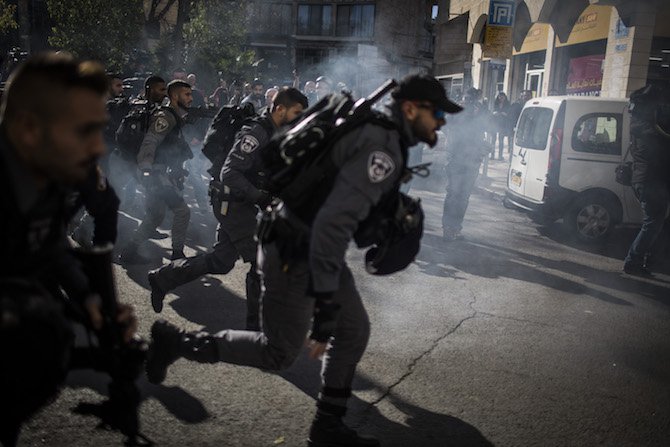 Протести и ескалиращо напрежение в Ерусалим