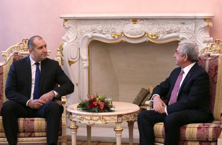 Президентът Радев се срещна с арменския си колега