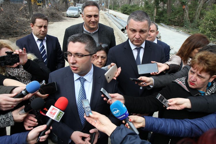 Министър Нанков направи инспекция на обекти във Варна