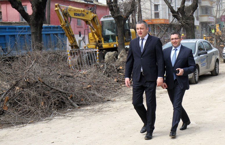 Министър Нанков направи инспекция на обекти във Варна