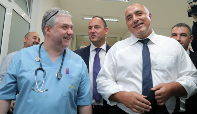  Борисов направи инспекция в Университетската болница „Св. Георги“ в Пловдив