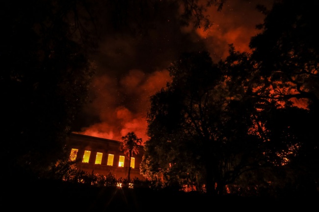 Изгоря Националният музей на Бразилия 