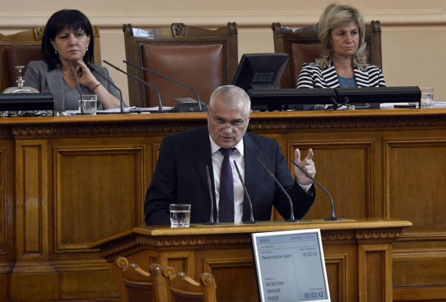 Валентин Радев и Сотир Цацаров бяха изслушани в парламента