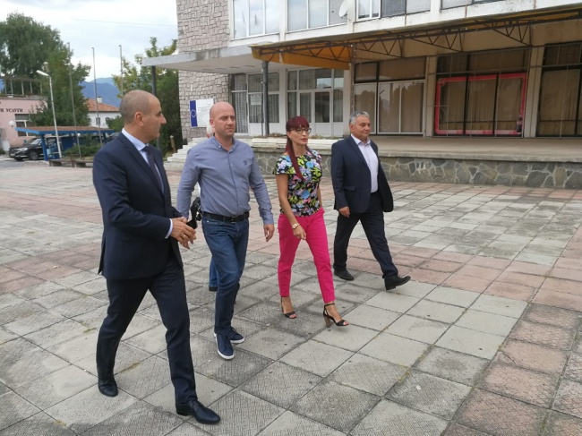 Цветан Цветанов проведе срещи със симпатизанти в Гърмен и Гоце Делчев