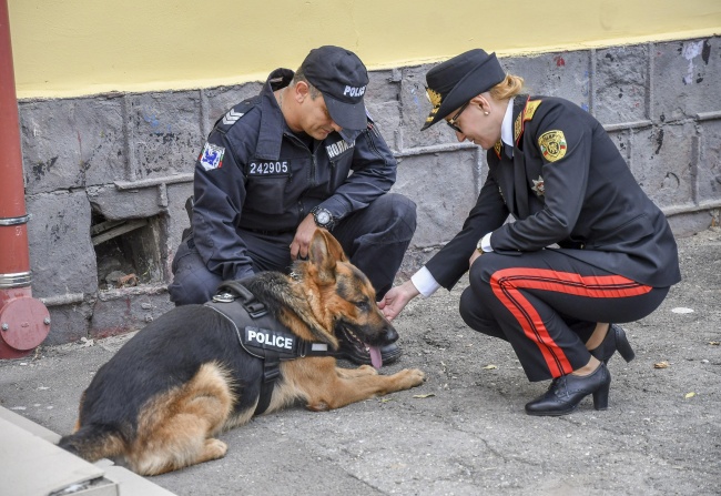 Младен Маринов откри детско полицейско управление