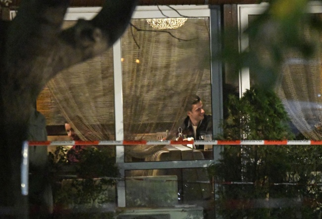  Стрелба пред заведение в София, има ранени