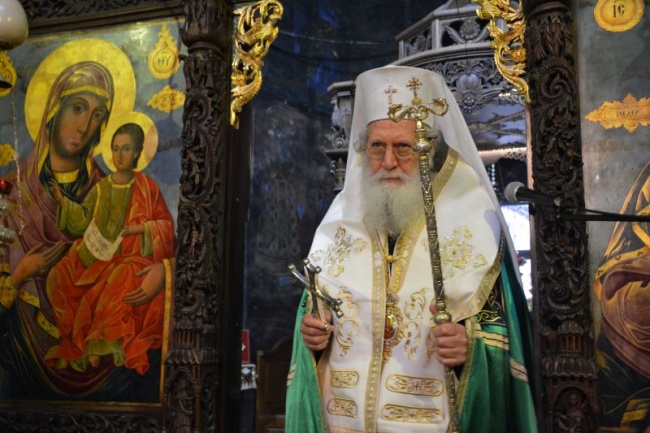 В Троянския манастир бяха отбелязани шест години от кончината на патриарх Максим