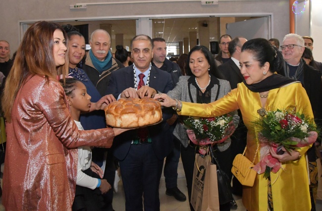  Дипломати от 60 държави се включиха в базара на Международния женски клуб в София