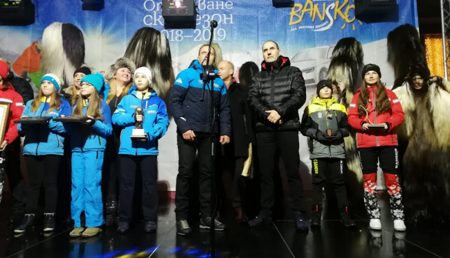Цветанов откри ски сезона в Банско 