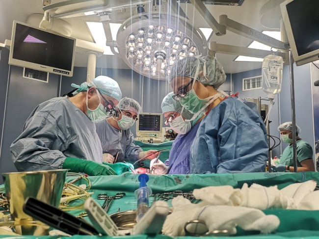 В навечерието на Нова година: Поредна чернодробна трансплантация във ВМА
