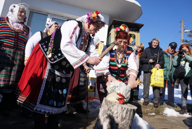  	Варненски села отпразнуваха Петльовден