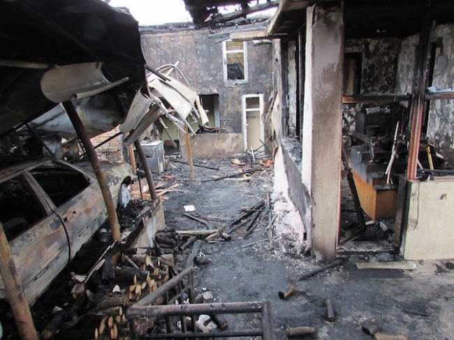 84-годишна жена е с опасност за живота след пожар, изпепелил къща в Русе