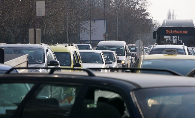  Затвориха ключово кръстовище във Варна за генерален ремонт