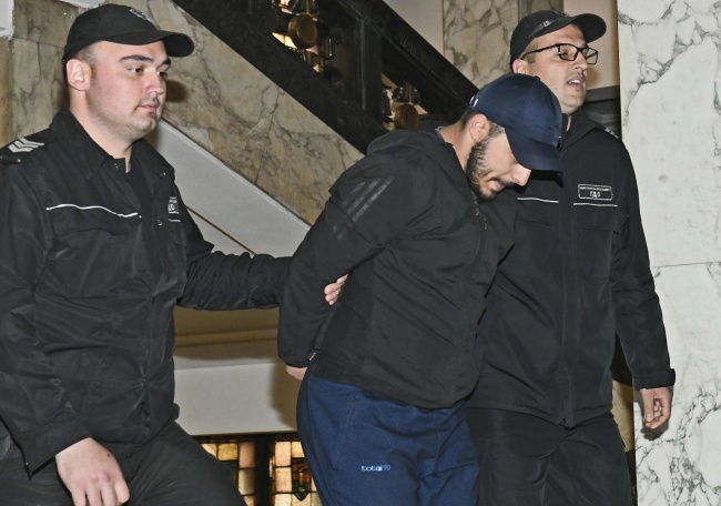 СГС: Пол Боевски остава в ареста