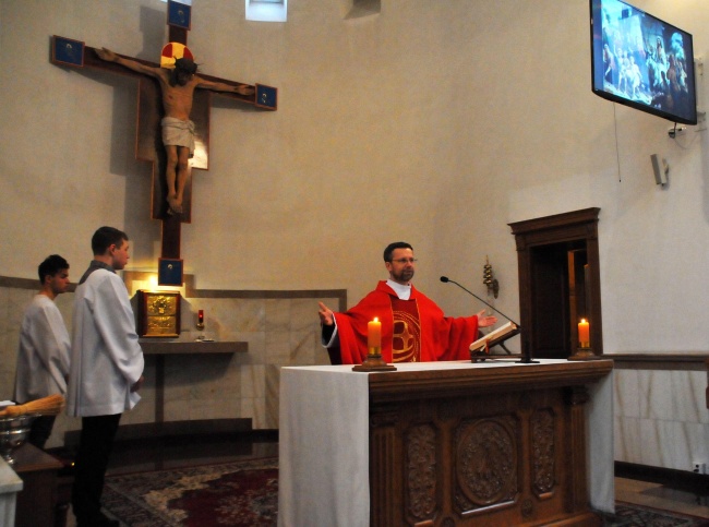 Католици и арменци в Бургас посрещнаха Цветница