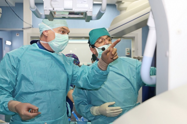 “Live surgery” директно от операционната на ВМА