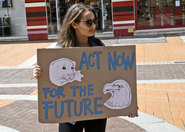 Младежи протестират в София срещу климатичните промени