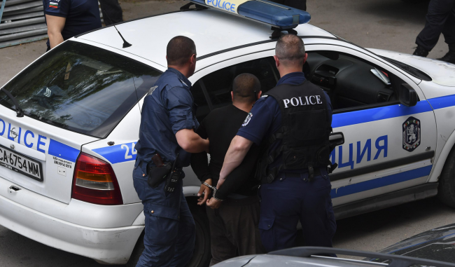 Цигани си спретнаха меле с ножове в центъра на София, има ранен и арестуван 