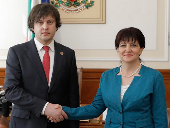 Цвета Караянчева се срещна с грузинския си колега