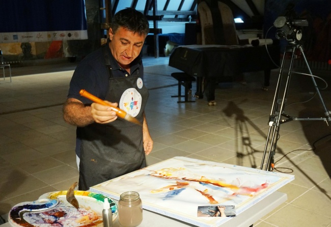 Световни художници рисуват на живо пред публика във Варна