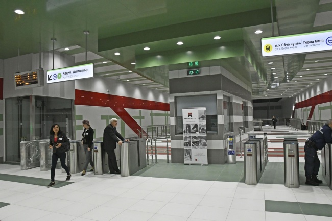 Ден на отворените врати на две метростанции от третата линия на метрото