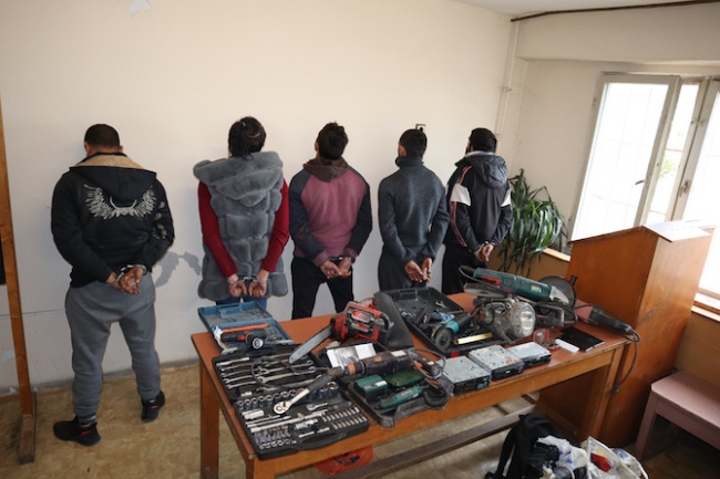 19 задържани при полицейската операция в Бургас