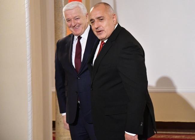 Борисов посрещна в София премиера на Черна гора
