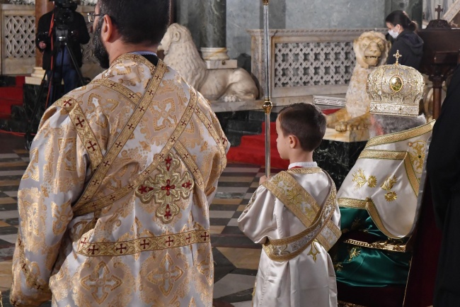 Патриарх Неофит започна празничното богослужение за Цветница
